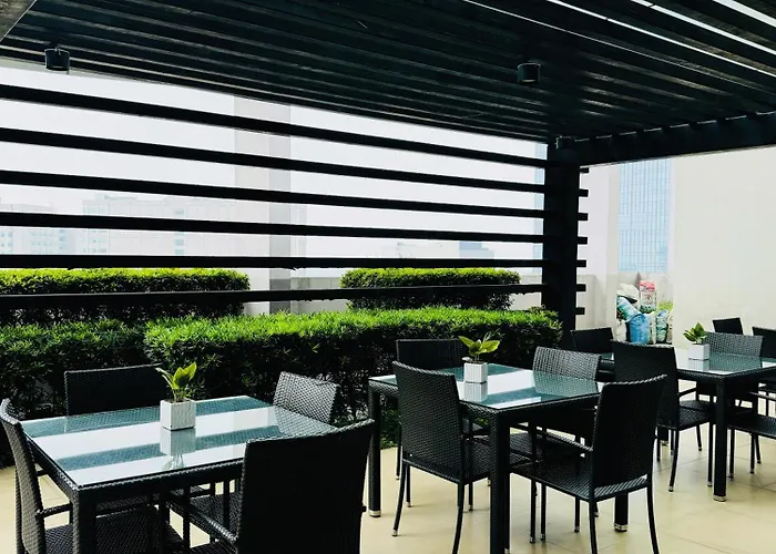 Apartment Vinia Infinity 4 Near Malls And Mrt Station Manila