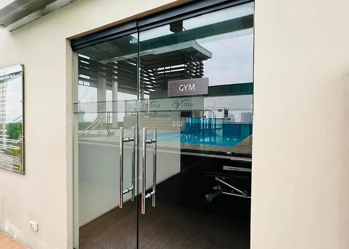 Vinia Infinity 4 Near Malls And Mrt Station Apartment