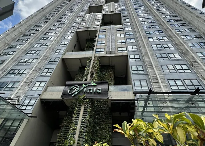 Vinia Infinity 4 Near Malls And Mrt Station Apartment Manila