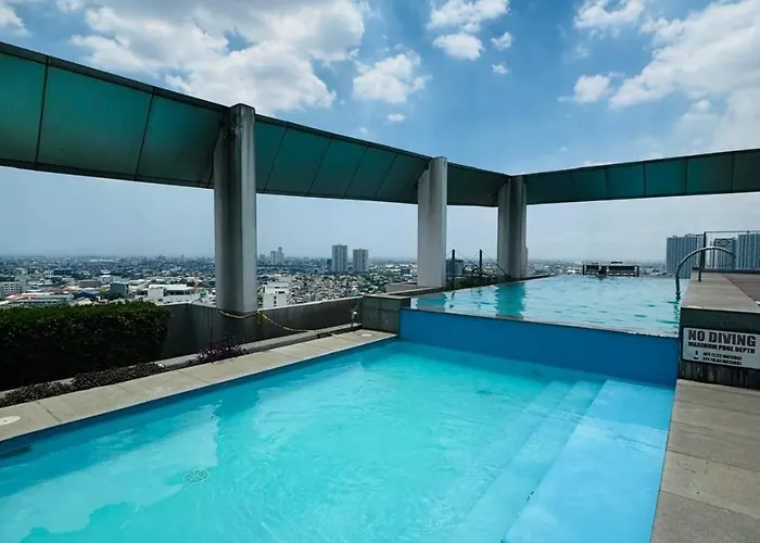 Vinia Infinity 4 Near Malls And Mrt Station
